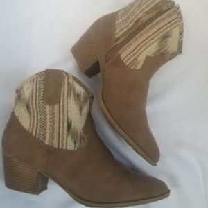 Kenneth cole ankle boots cowboy textile with heel